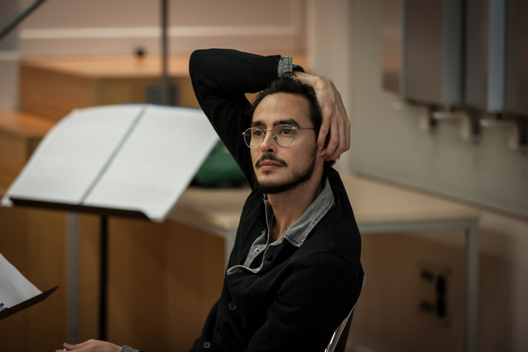 Le Balcon - Manuel Nuñez Camelino