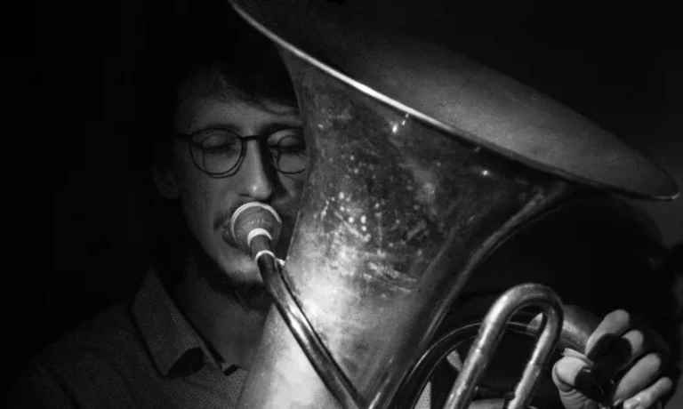 Le Balcon - Maxime Morel