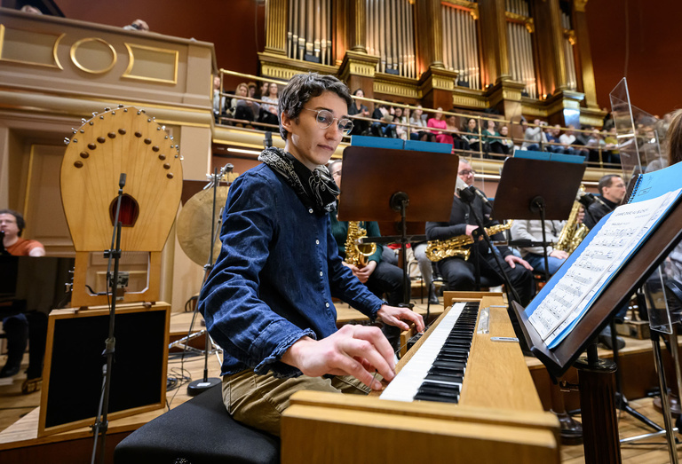 Le Balcon - Cécile Lartigau