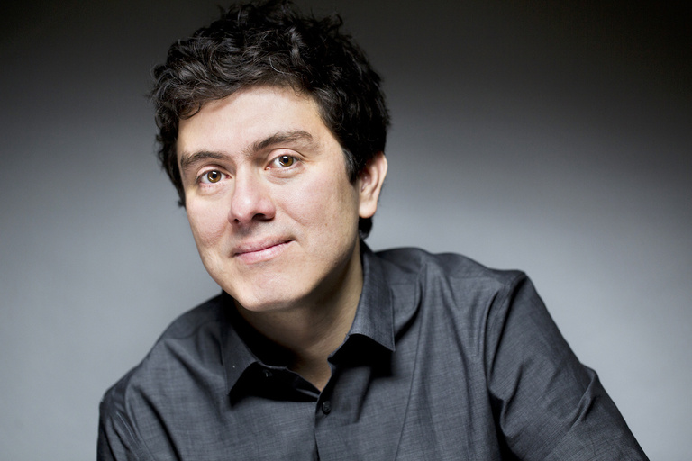 Le Balcon - Juan Pablo Carreño